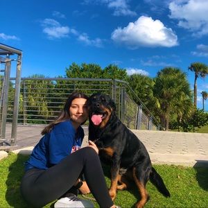 Meet your Posher, Maria